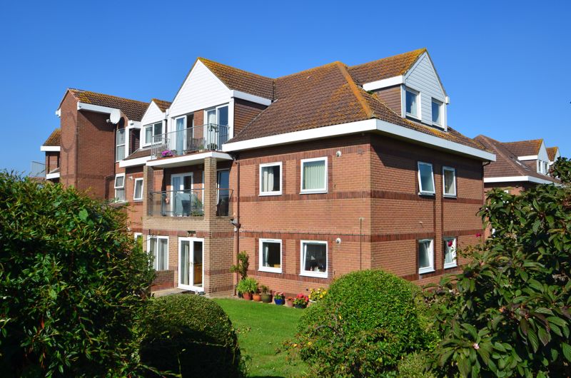 Property for sale in 2 Heron Close Preston, Weymouth